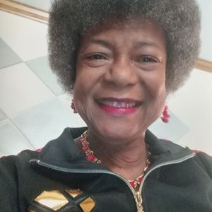 Meet your Posher, Cynthia